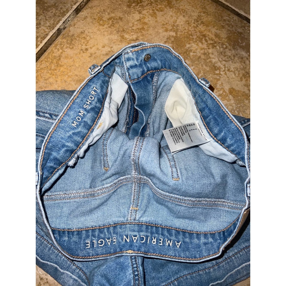 American Eagle Mom Shorts Size 8 - Picture 3 of 3